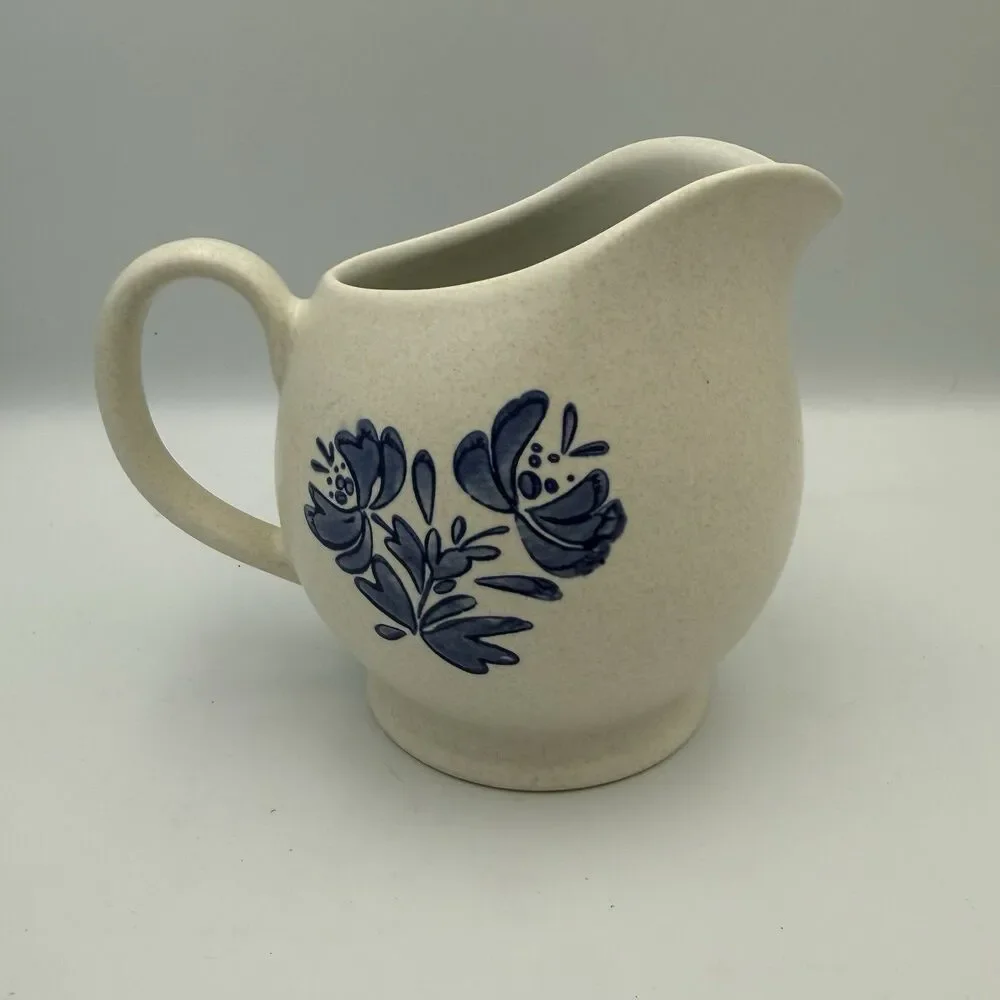 Vintage Pfaltzgraff Yorktowne 5-1/4